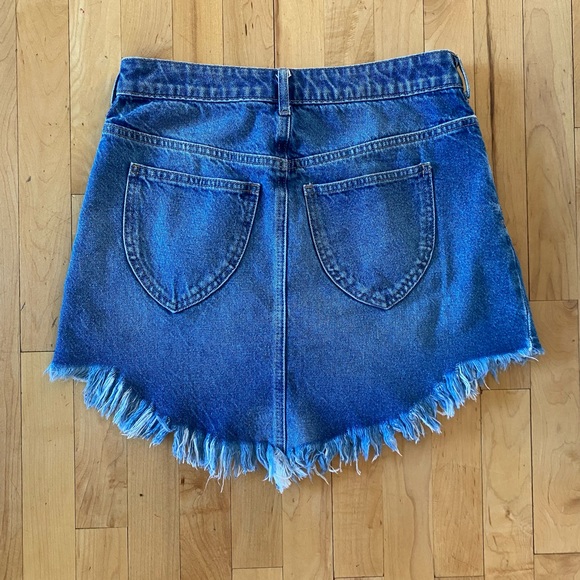 Free People We The Free Bailey Raw Hem Jean Skirt - Picture 4 of 6